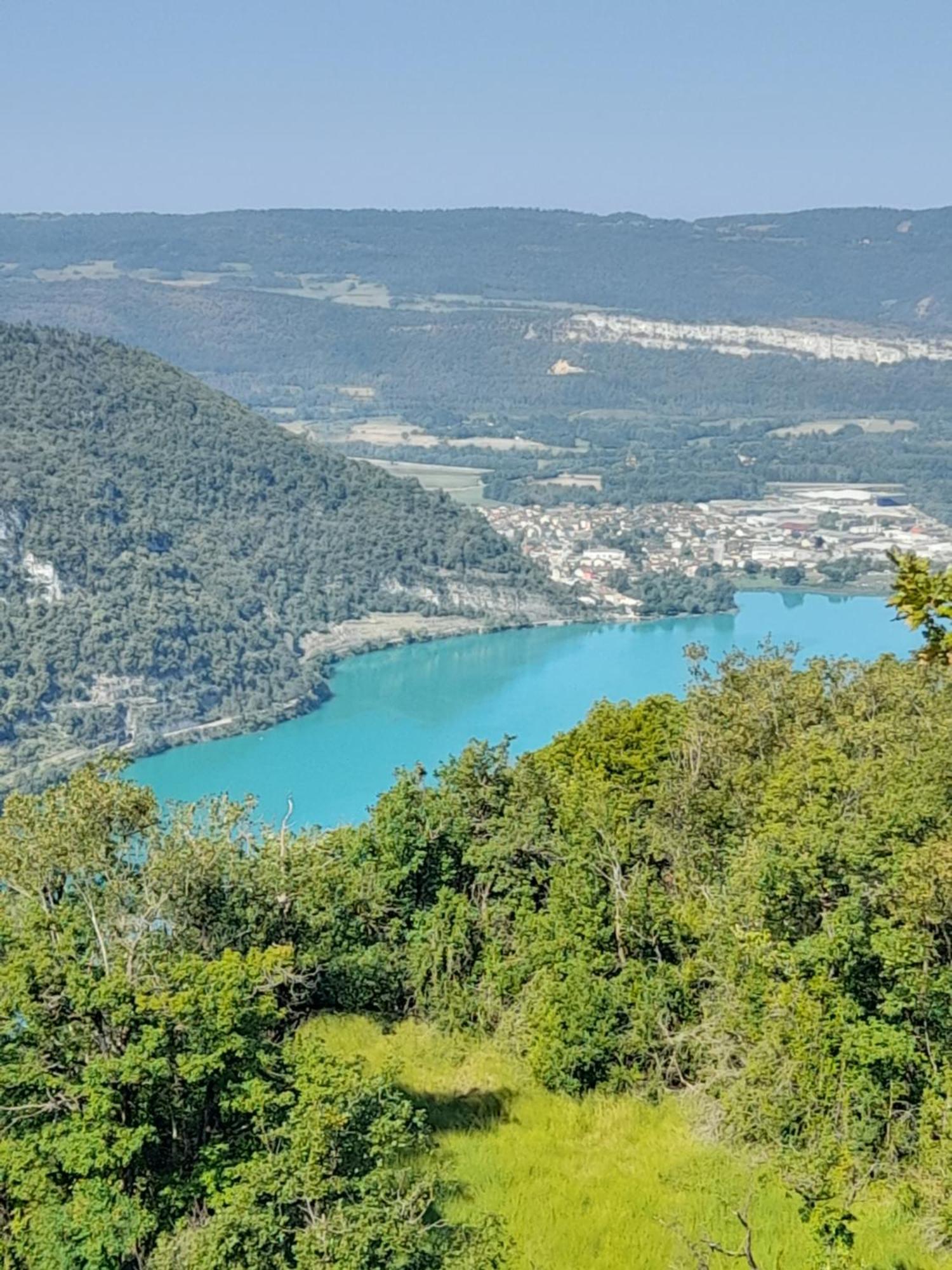 Chaleureux Appartement Nantua Zewnętrze zdjęcie